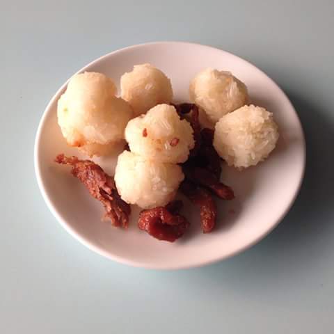 ข้าวเหนียวน้อยผู้น่ารัก